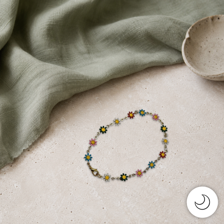 Contemporary Artisan Colorful Enamel Daisy Gold Tone Chain Bracelet Anklet