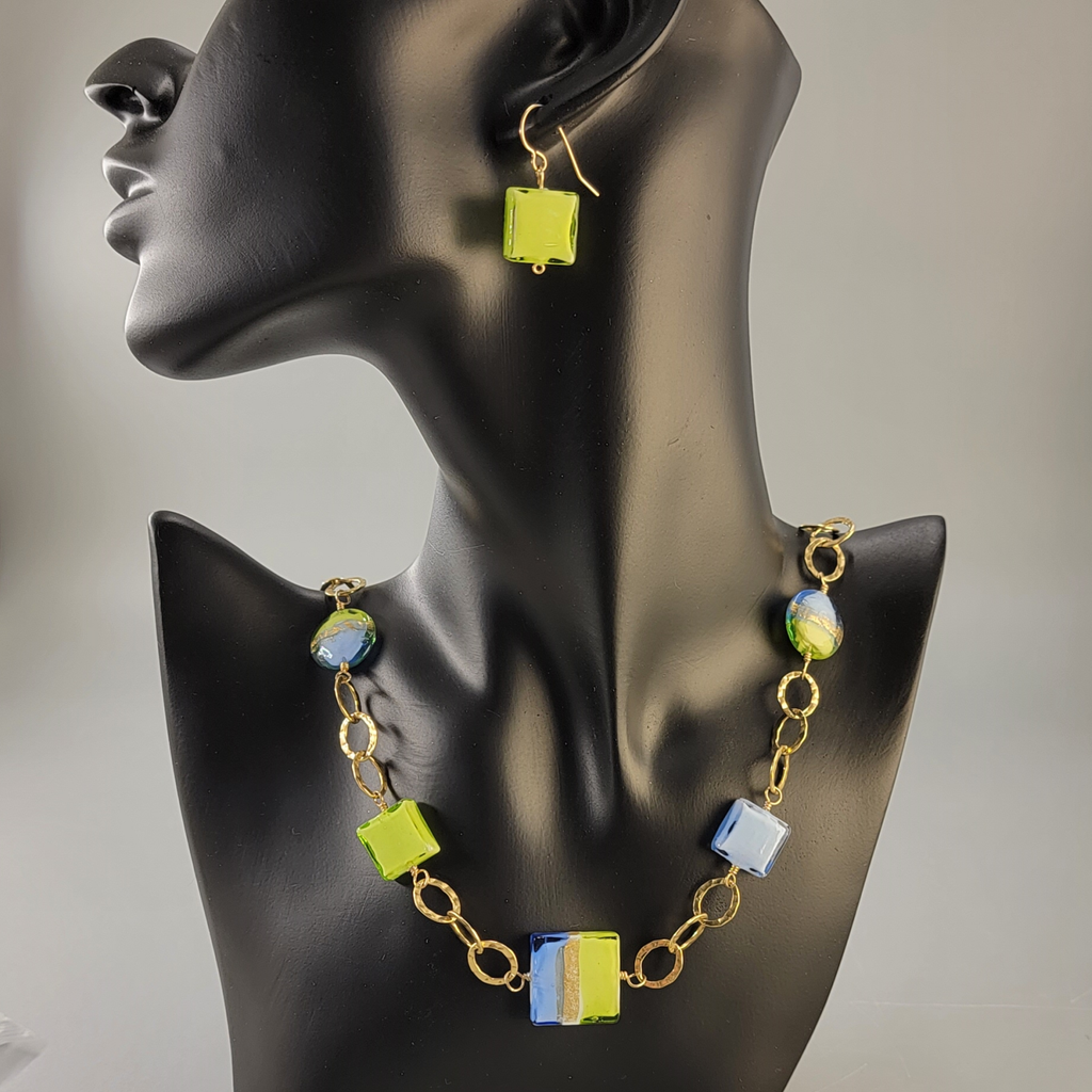 Stunning Handmade Venetian Glass Necklace and Earrings Set